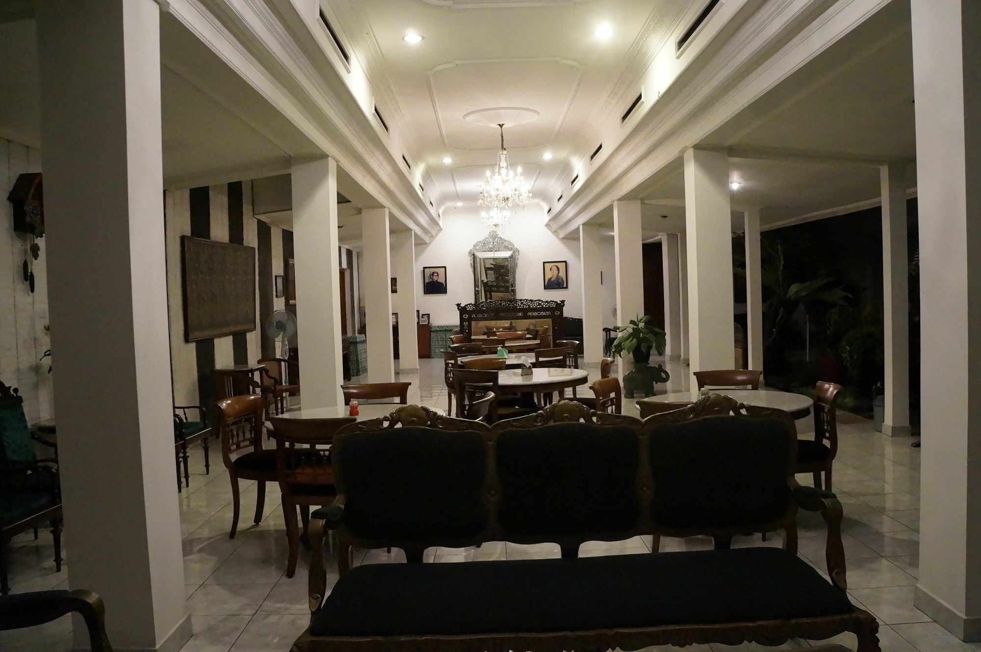 Hotel Kirana Yogyakarta Exterior foto